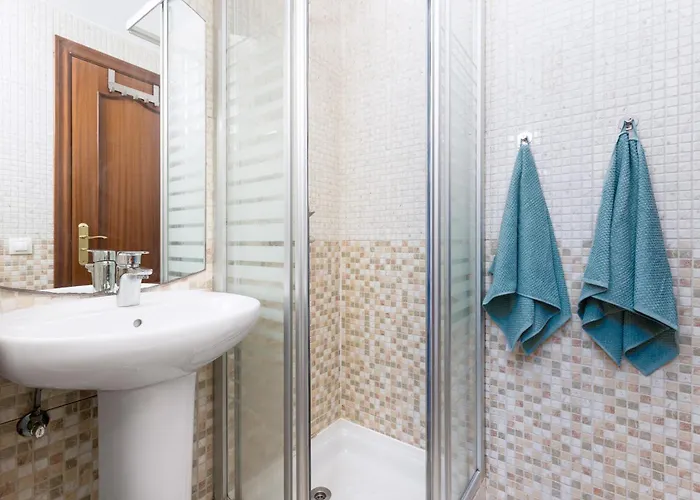 Home2book El Duplex Apt, Coastal Paradise