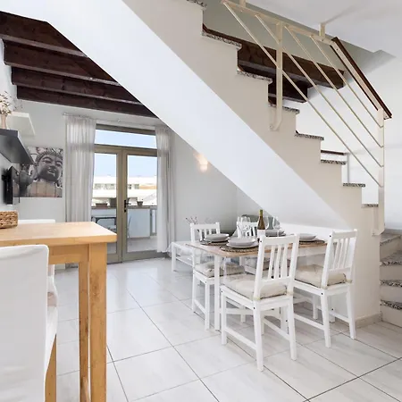 Home2book El Duplex Apt, Coastal Paradise Appartamento
